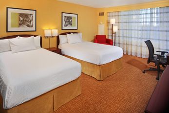 Courtyard by Marriott Inner Harbor