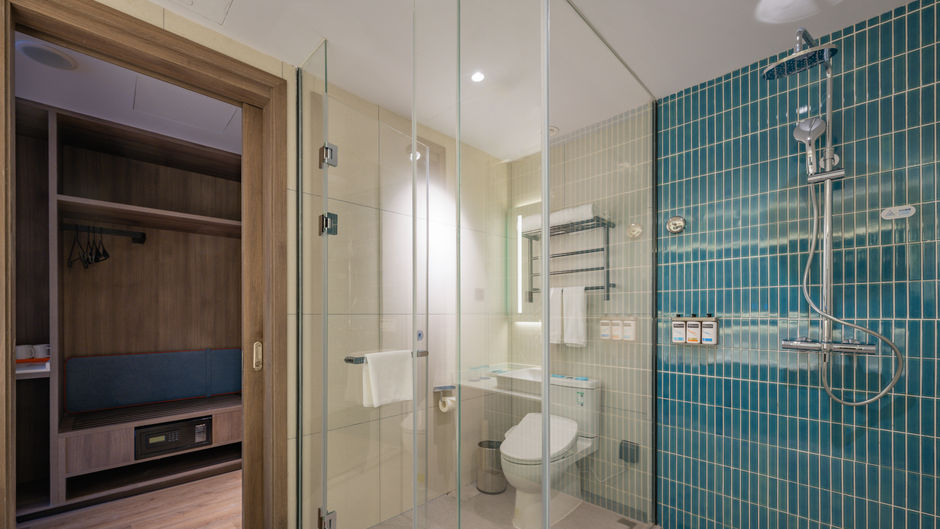 Holiday Inn Express Luzhi Suite