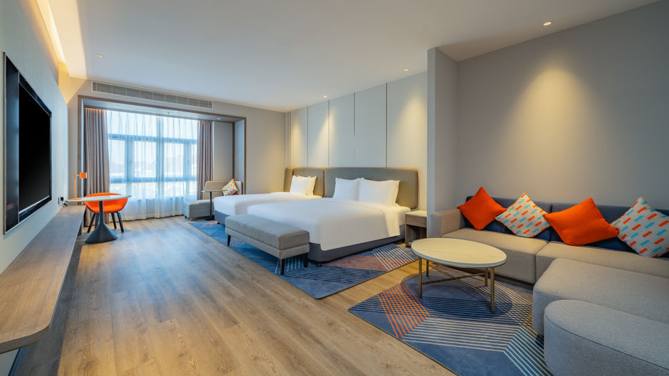 Holiday Inn Express Luzhi Room