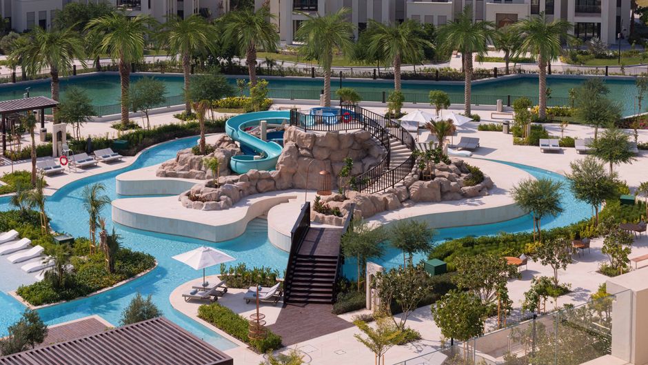 Jumeirah Gulf of Bahrain Resort & Spa Pool