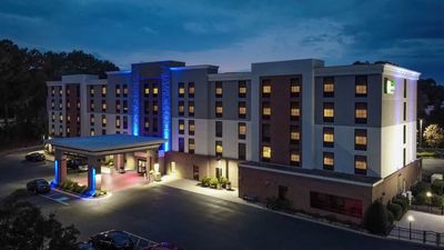 Holiday Inn Express/Suites Newport News