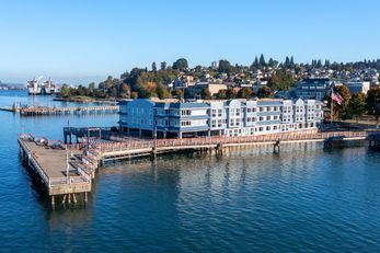 Silver Cloud Inn