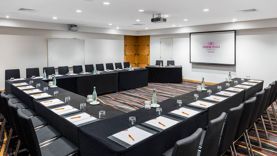 Crowne Plaza Auckland Meeting