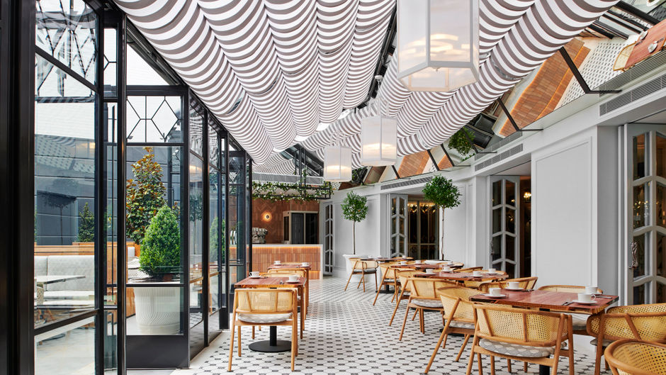 Royce Hotel Restaurant