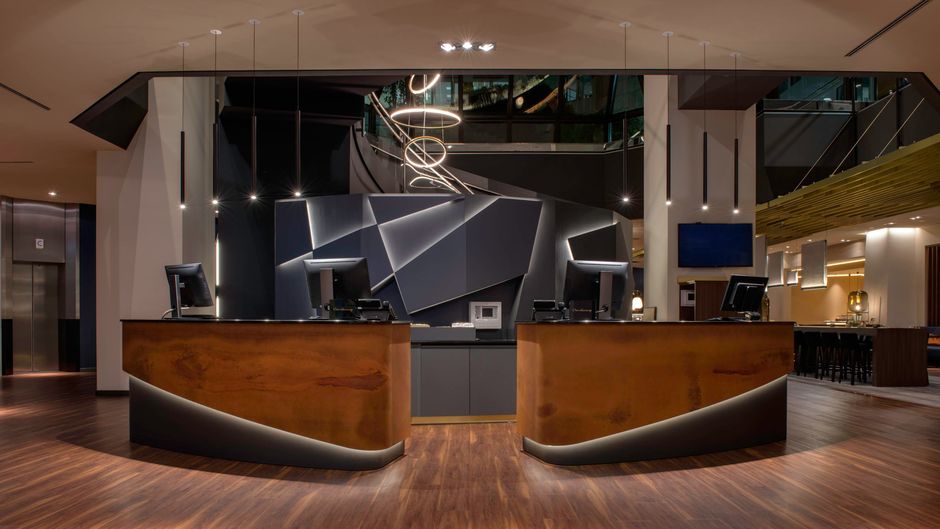 Clayton Hotel Duesseldorf Lobby