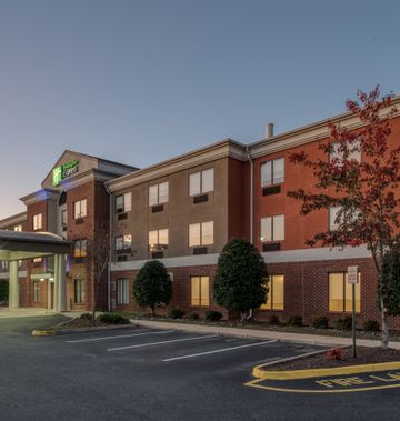Holiday Inn Express Thornburg