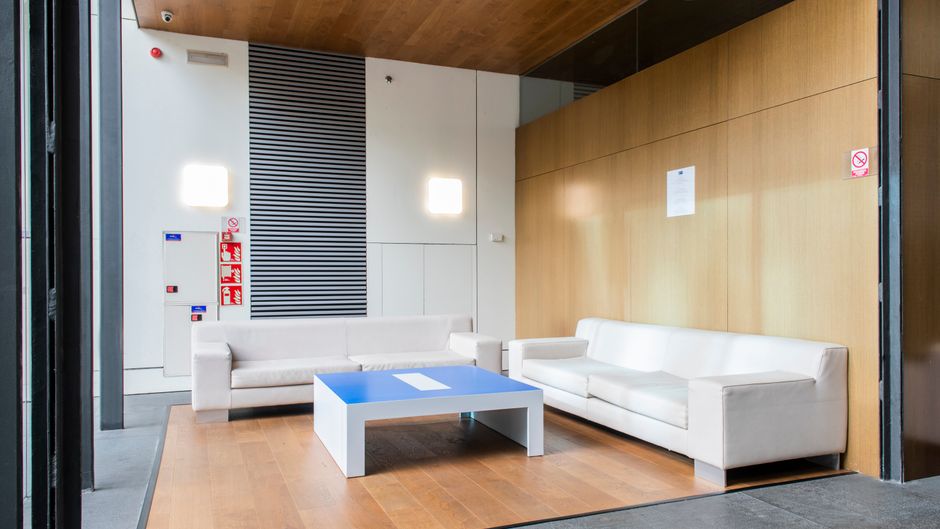 Holiday Inn Express Barcelona City Exterior