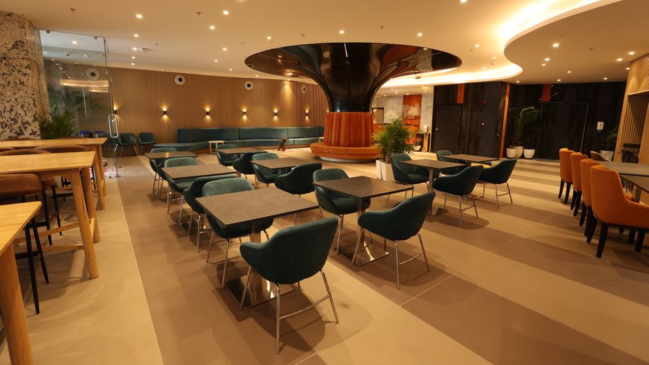 Holiday Inn Express & Suites Gopalpura Exterior
