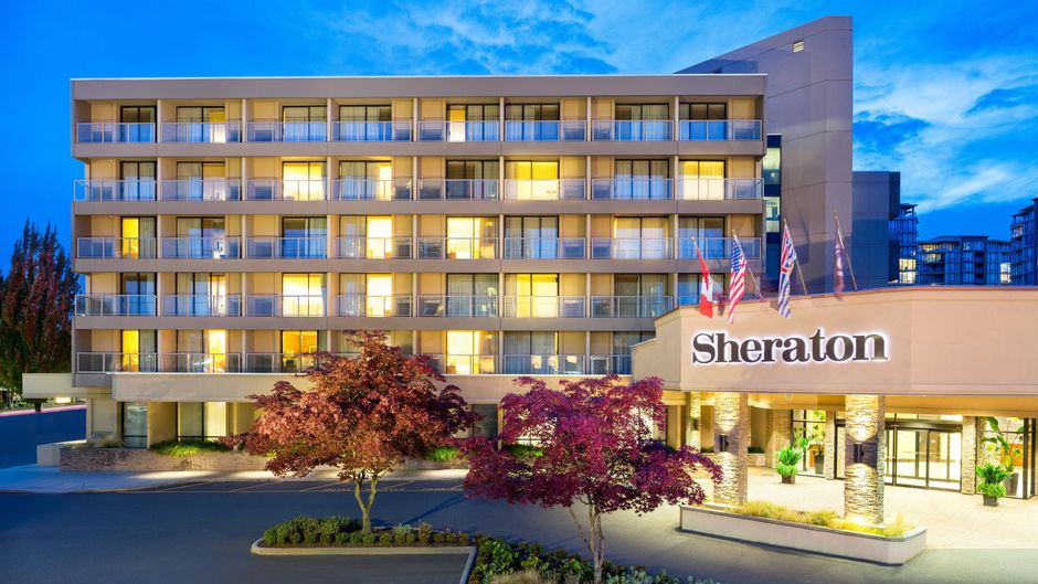 Sheraton Vancouver Airport Hotel Exterior
