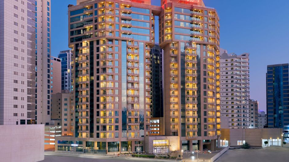 Marriott Exec Apts Manama Exterior