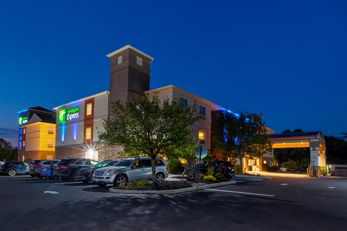 Holiday Inn Express & Suites Absecon
