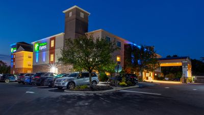 Holiday Inn Express & Suites Absecon