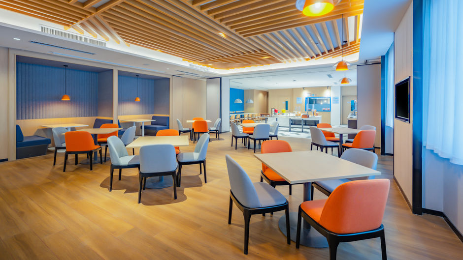 Holiday Inn Express Tuanjie South Road Restaurant