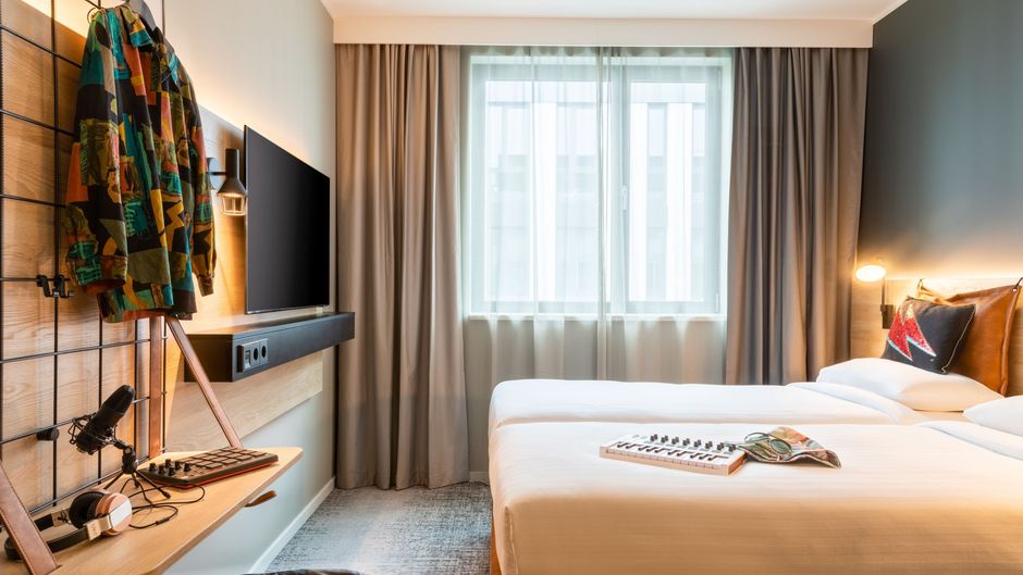 Moxy Berlin Airport Room