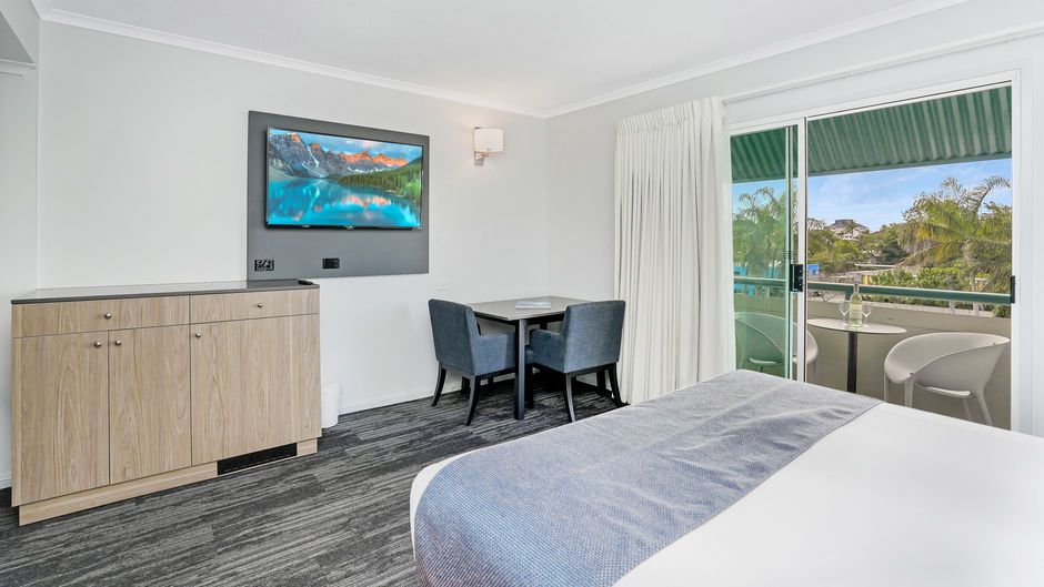 Cairns Sheridan Hotel Room