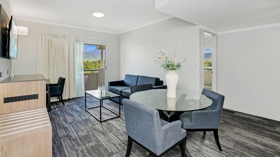 Cairns Sheridan Hotel Suite