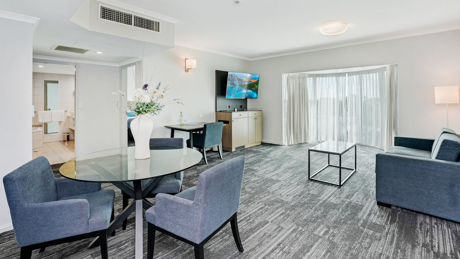 Cairns Sheridan Hotel Suite