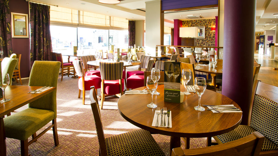 Premier Inn Ayr A77 / Racecourse Restaurant