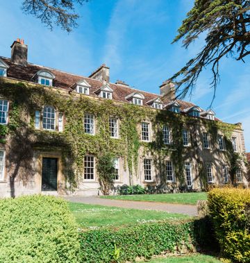 Holbrook Manor & Spa