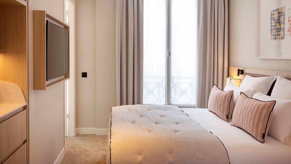 Duminy Vendome Hotel Room