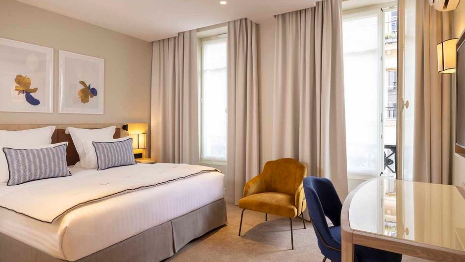 Duminy Vendome Hotel Room