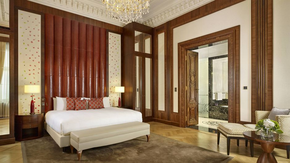 The Ritz-Carlton, Vienna Suite