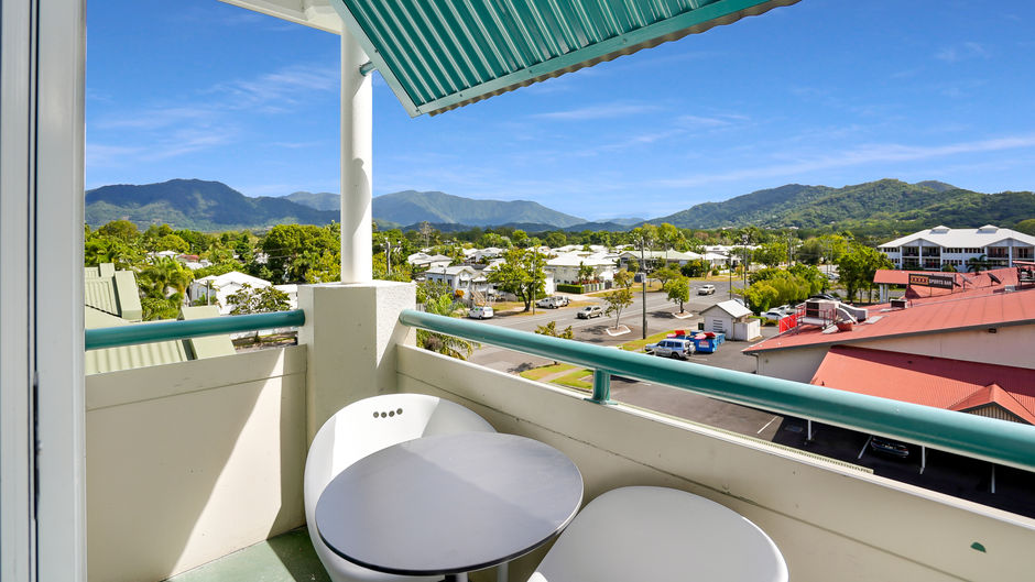 Cairns Sheridan Hotel Exterior
