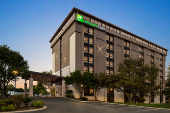 Holiday Inn Express Airport