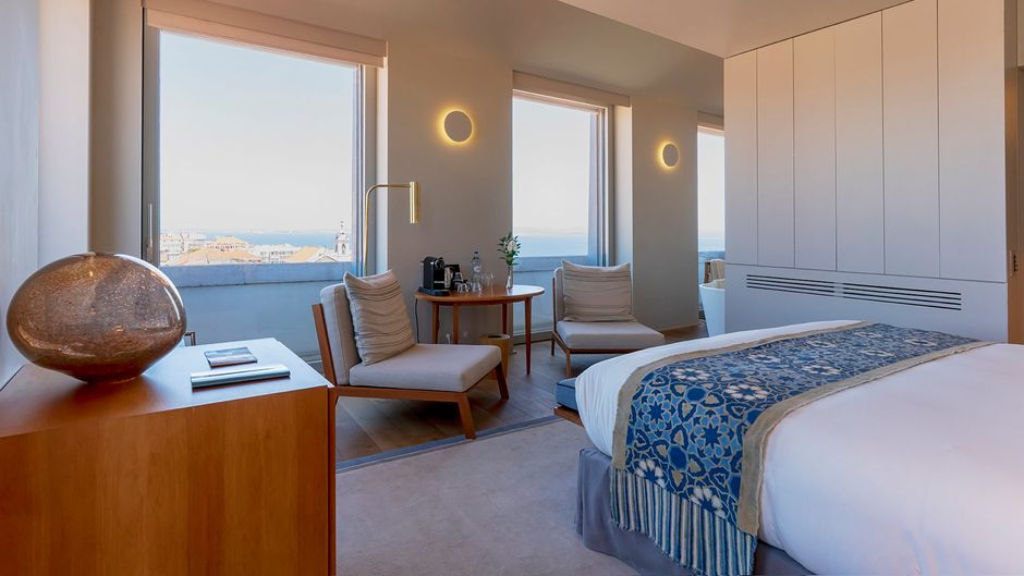 Verride Palacio Santa Catarina Hotel Suite