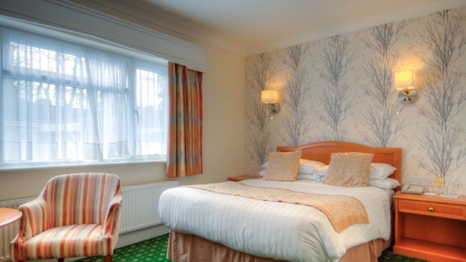 Langstone Cliff Hotel Room