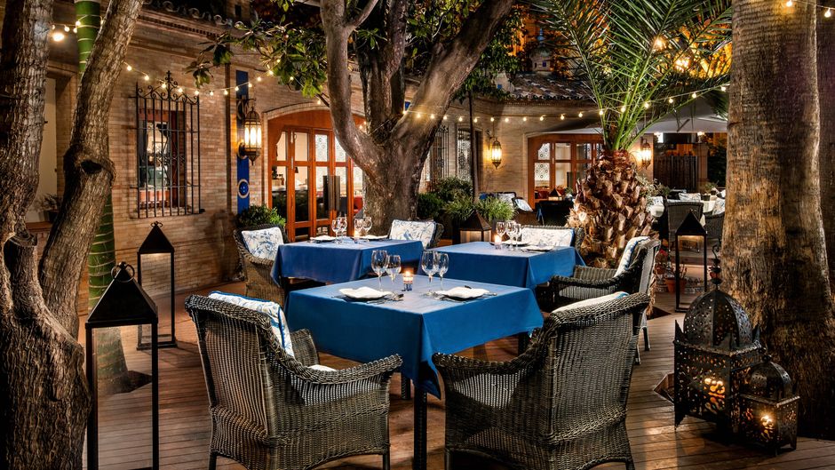 Hotel Alfonso XIII, Luxury Collection Pool