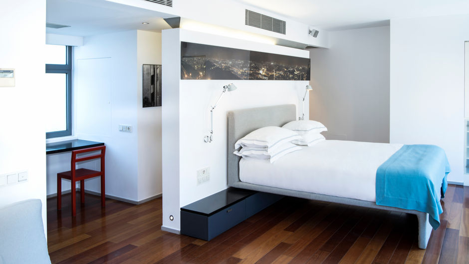 Periscope Hotel Suite