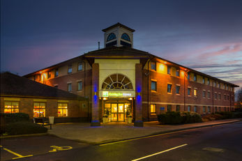 Holiday Inn Express Warwick
