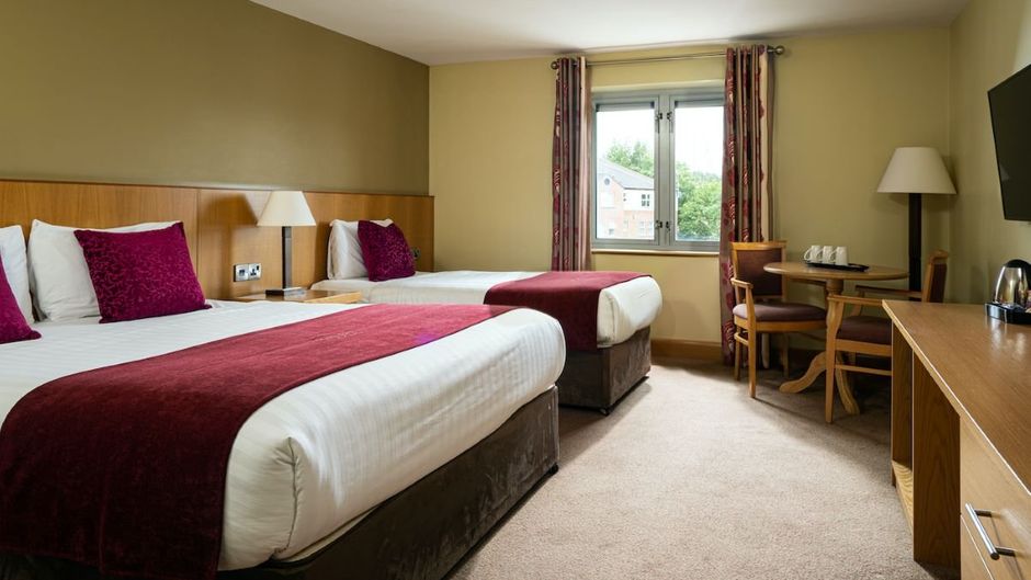 Belmore Court Motel Room