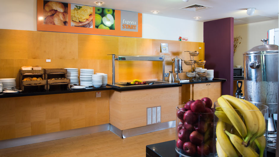 Holiday Inn Express Hemel Hempstead Restaurant