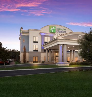 Holiday Inn Express & Suites Perry