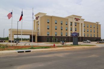 Quality Inn & Suites Pearsall