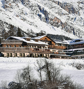 Rosapetra Spa Resort