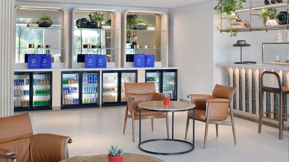 Delta Hotels, Dubai Investment Park Lobby