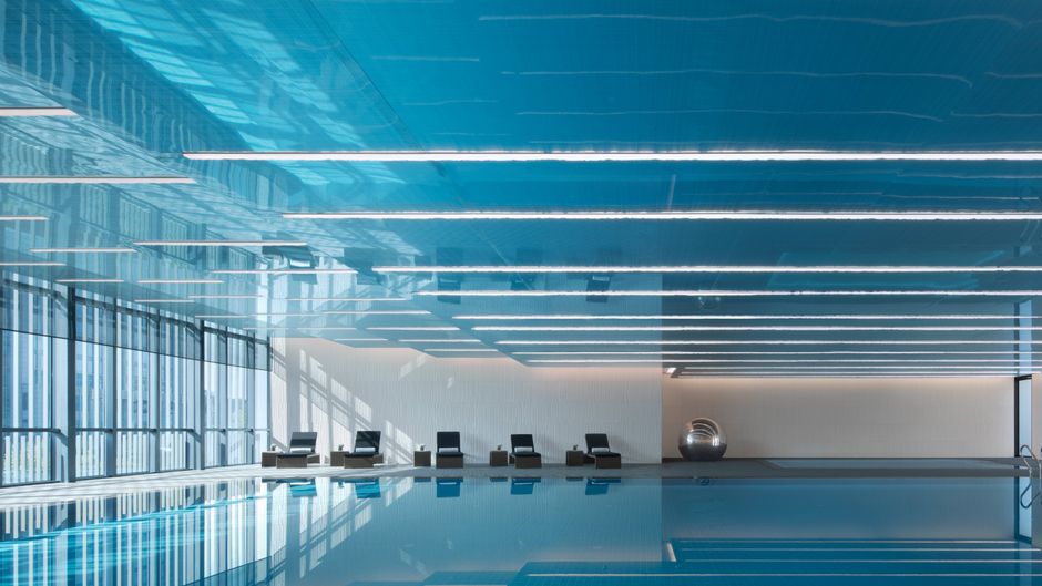 HUALUXE Changfeng Park Pool