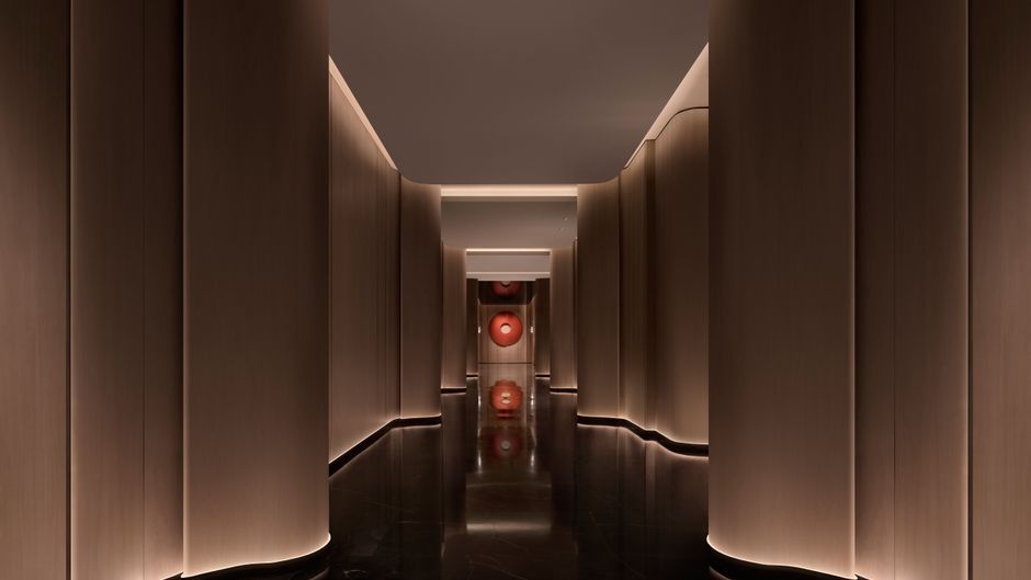 HUALUXE Changfeng Park Lobby