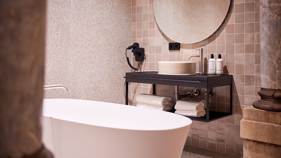 Heavens Hotel Hoorn Room