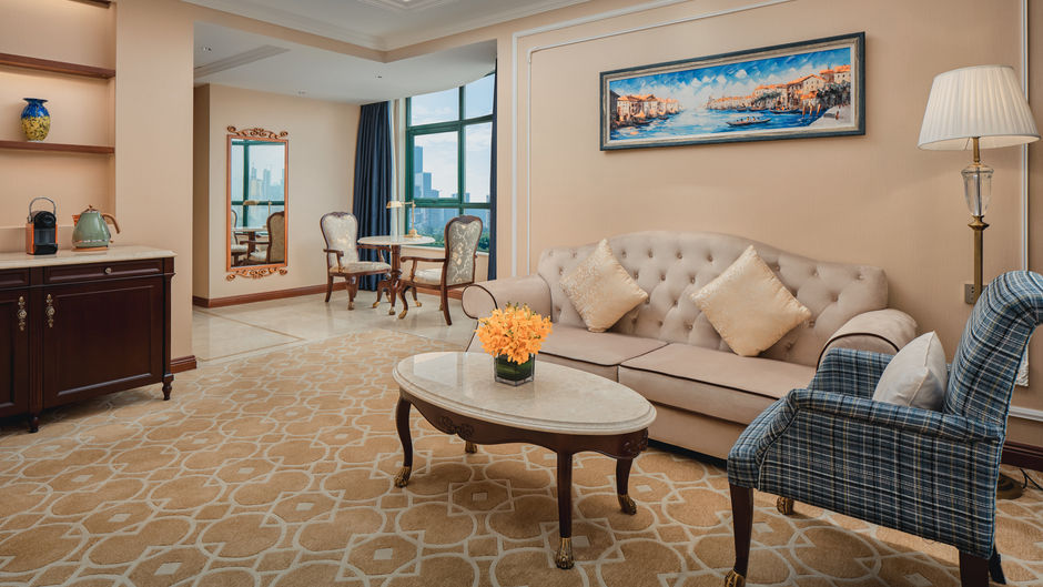 Hotel Indigo Overseas Chinese Town Suite