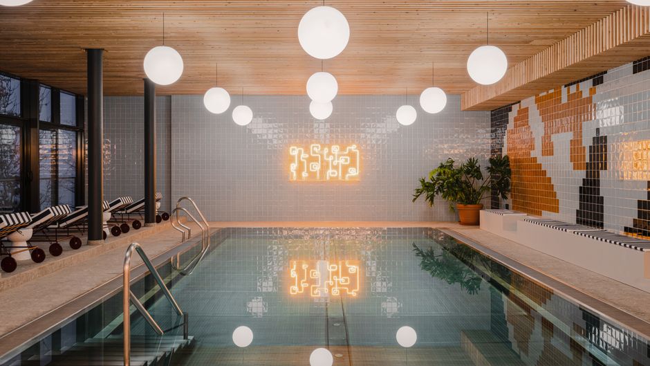 The Comodo Pool
