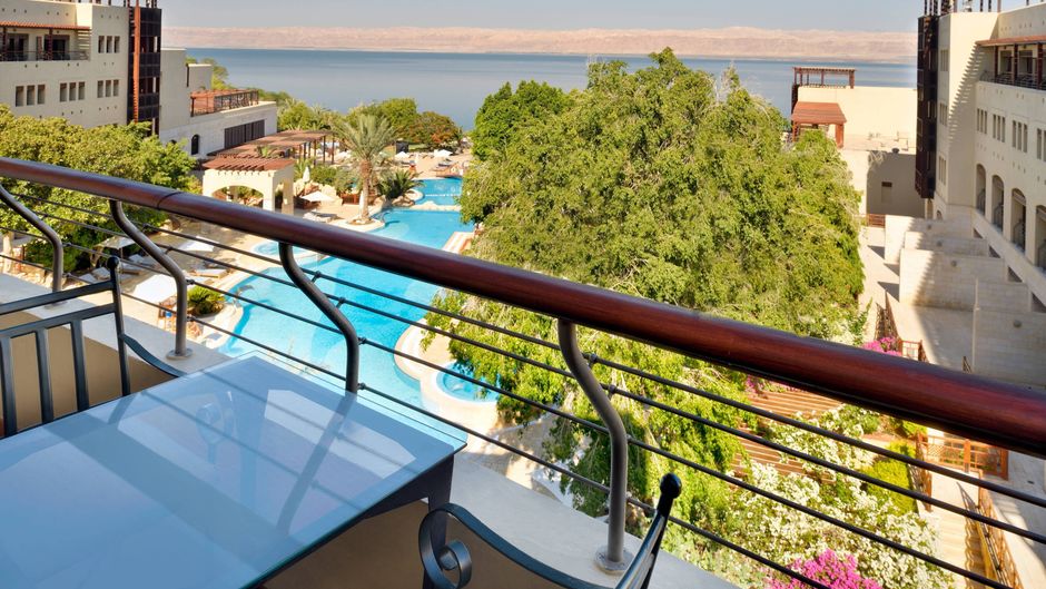 Dead Sea Marriott Resort & Spa Suite