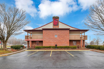 Red Roof Inn Uhrichsville