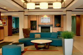 Fairfield Inn & Suites