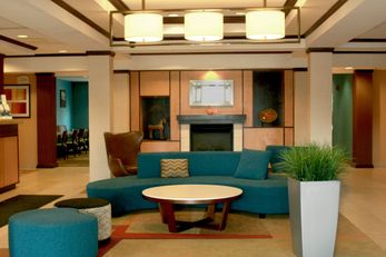 Fairfield Inn & Suites