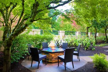 Courtyard by Marriott Portland SE