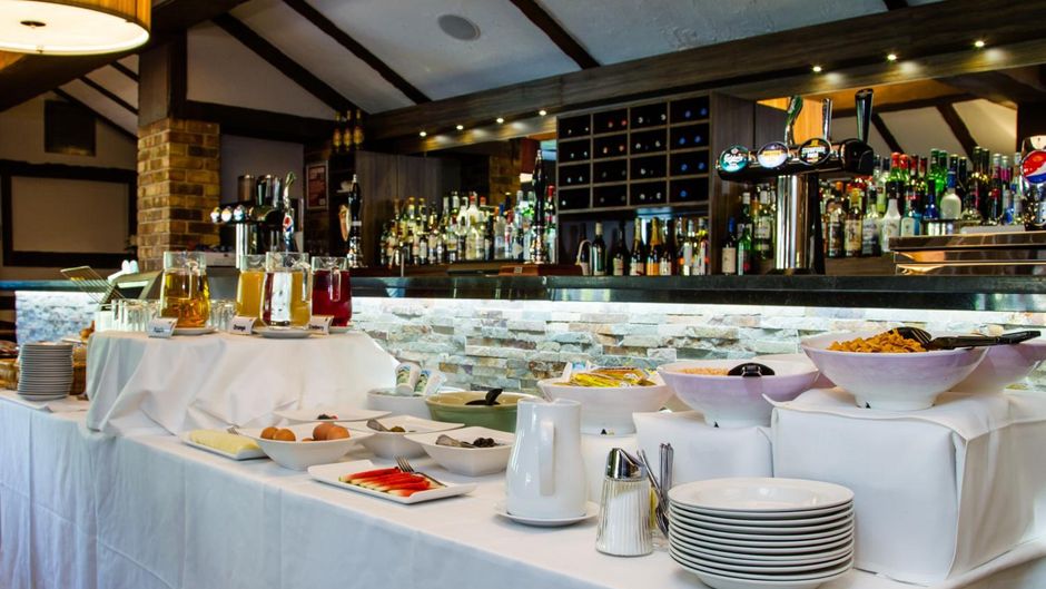 The Legacy Rose and Crown Hotel Restaurant